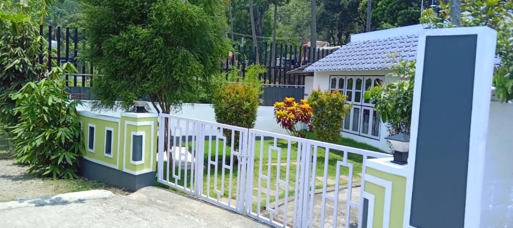 Serene Blossom Valley Tenkasi Exterior foto